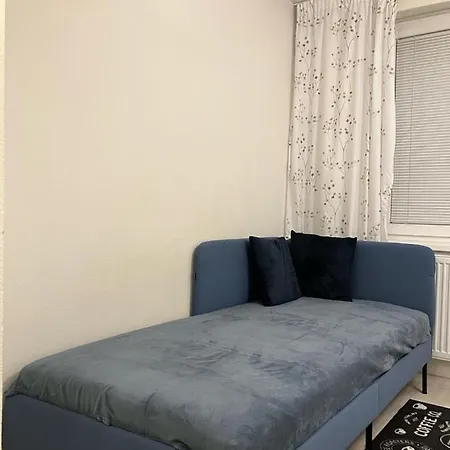 M&e * ברטיסלאבה